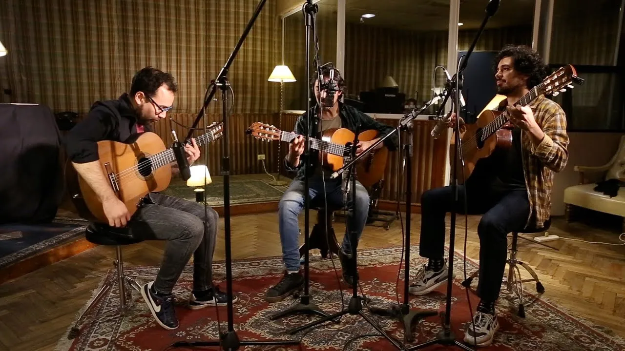 Zabalita y los perro e´ sulky grabando en estudio